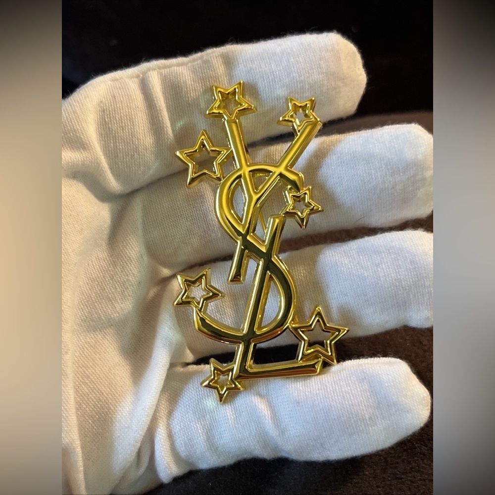 🛑SOLD🛑Goldtone YSL Brooch With Stars 2.5” - Picture 5 of 7